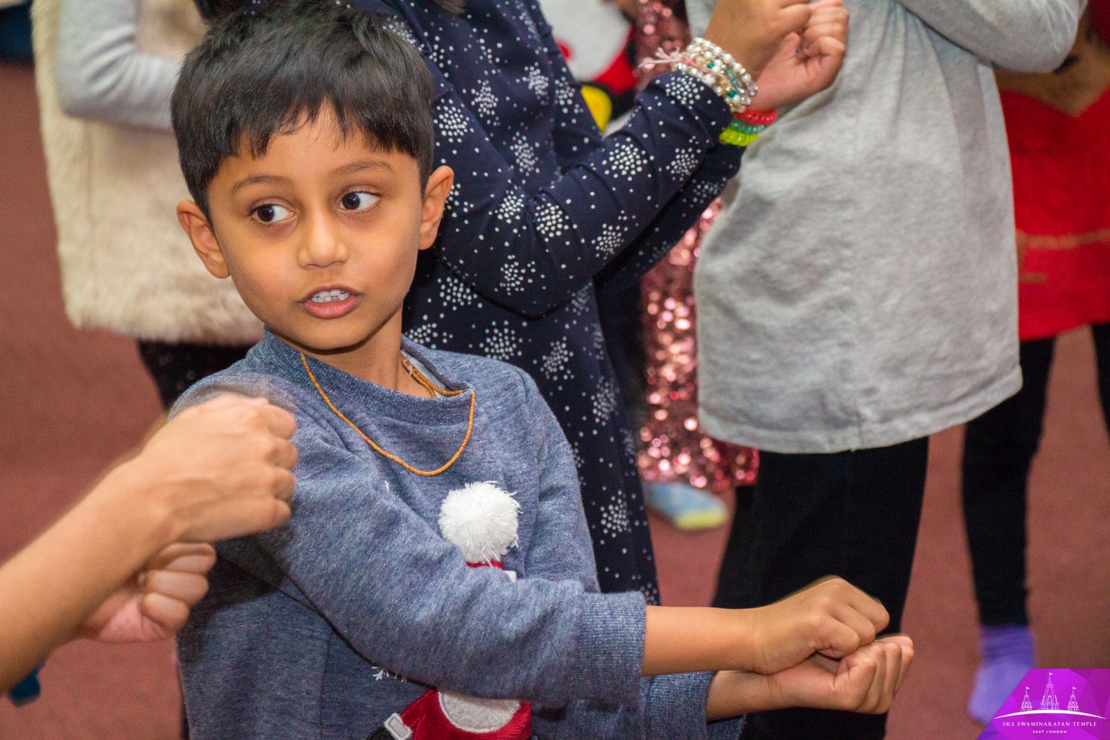 ©1987-2017 SKS Swaminarayan Temple East London